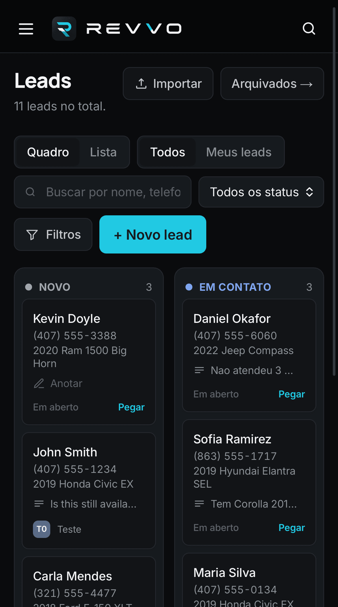 Funil de vendas do Revvo com os leads distribuídos entre as colunas Novo, Em contato, Negociando, Vendido e Perdido